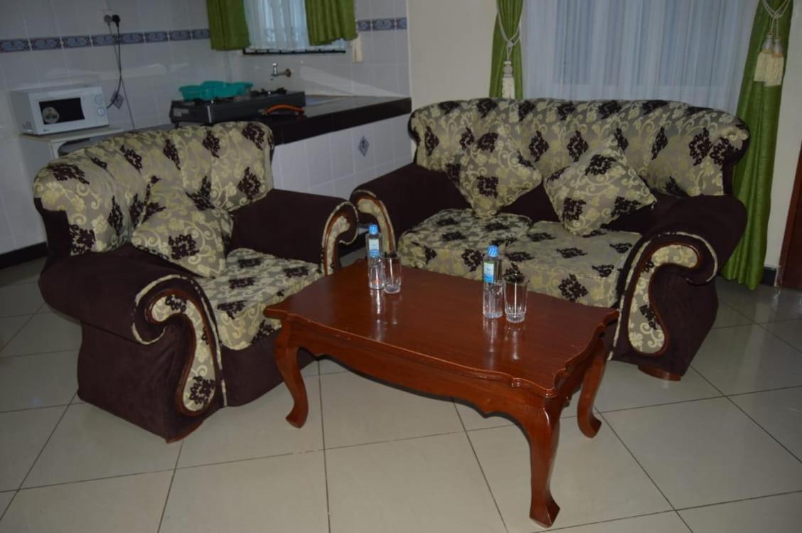 Prime Comfort Hotels & Apartments Мтвапа Екстериор снимка